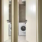 Home Inn Apartment 2 Near City Center